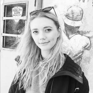 Meet your Posher, Caroline